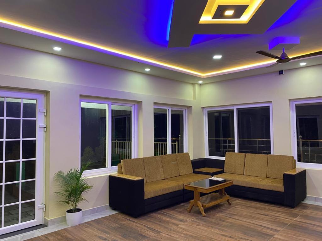 Earth Lounge Resort Vagamon Exterior photo